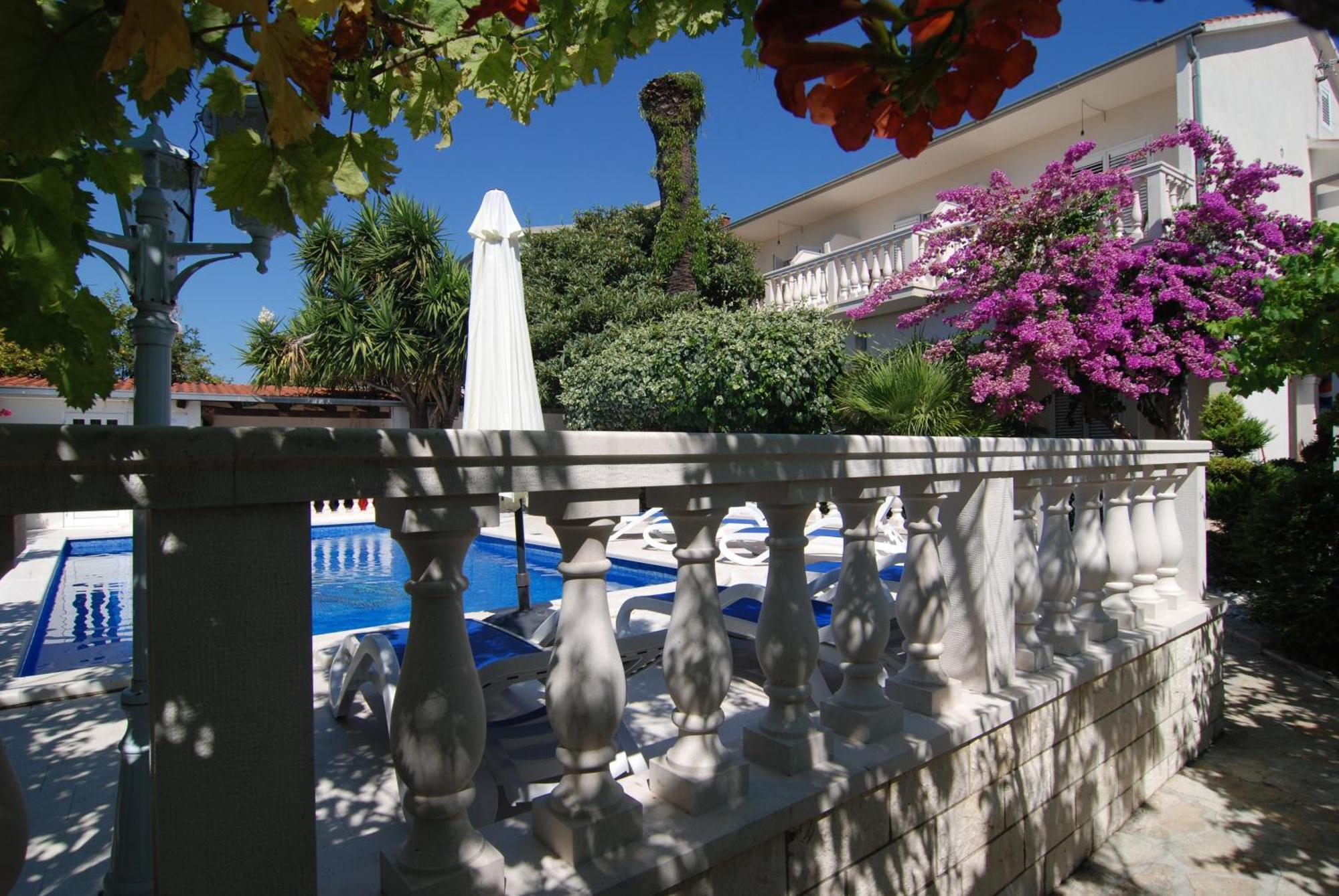 Villa Aspalathos Kastela Exterior photo