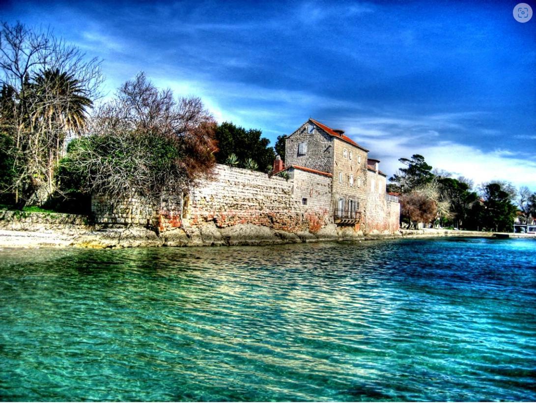 Villa Aspalathos Kastela Exterior photo